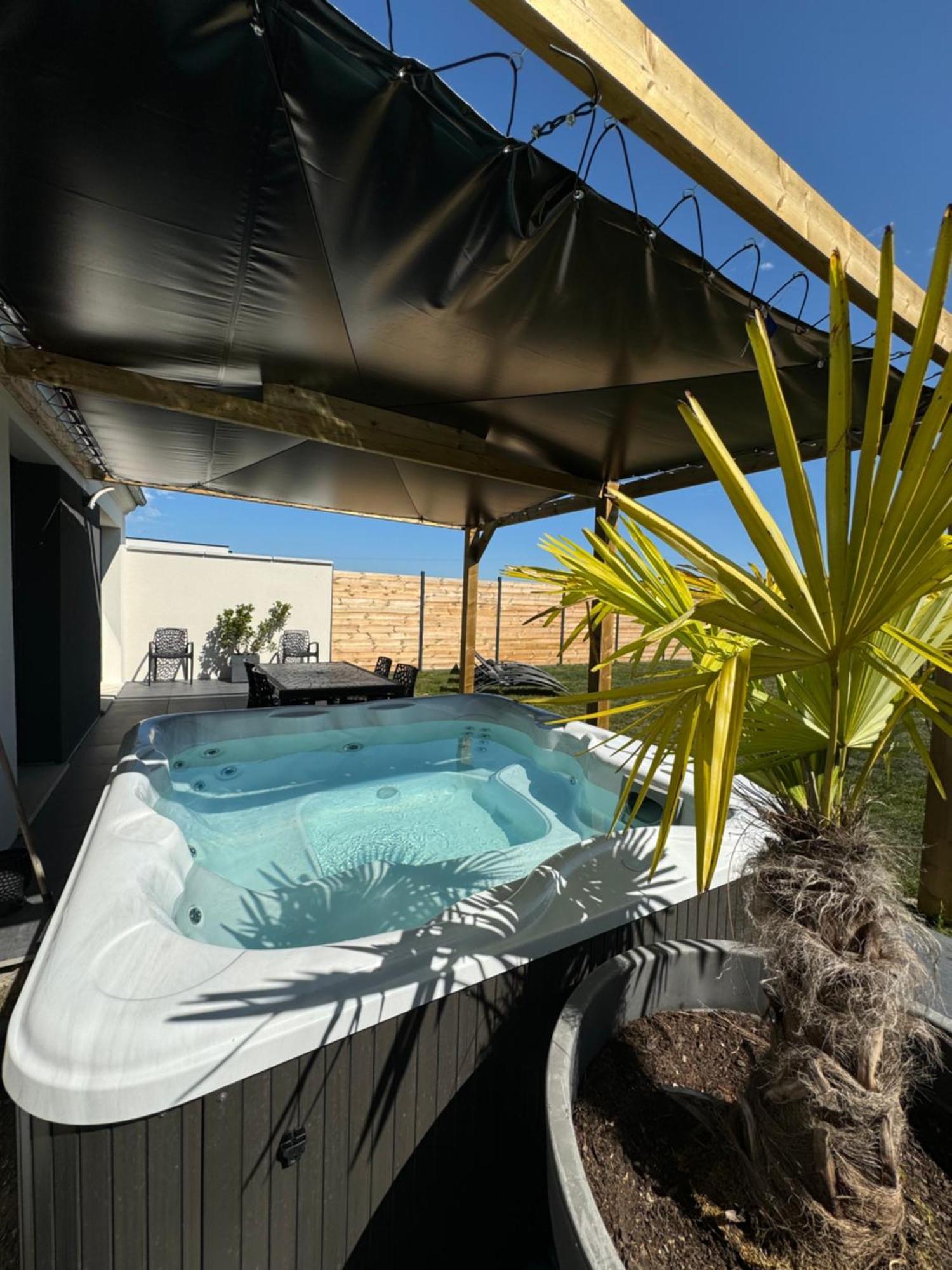 Eden Forest & Spa Saint-Amand-les-Eaux Buitenkant foto