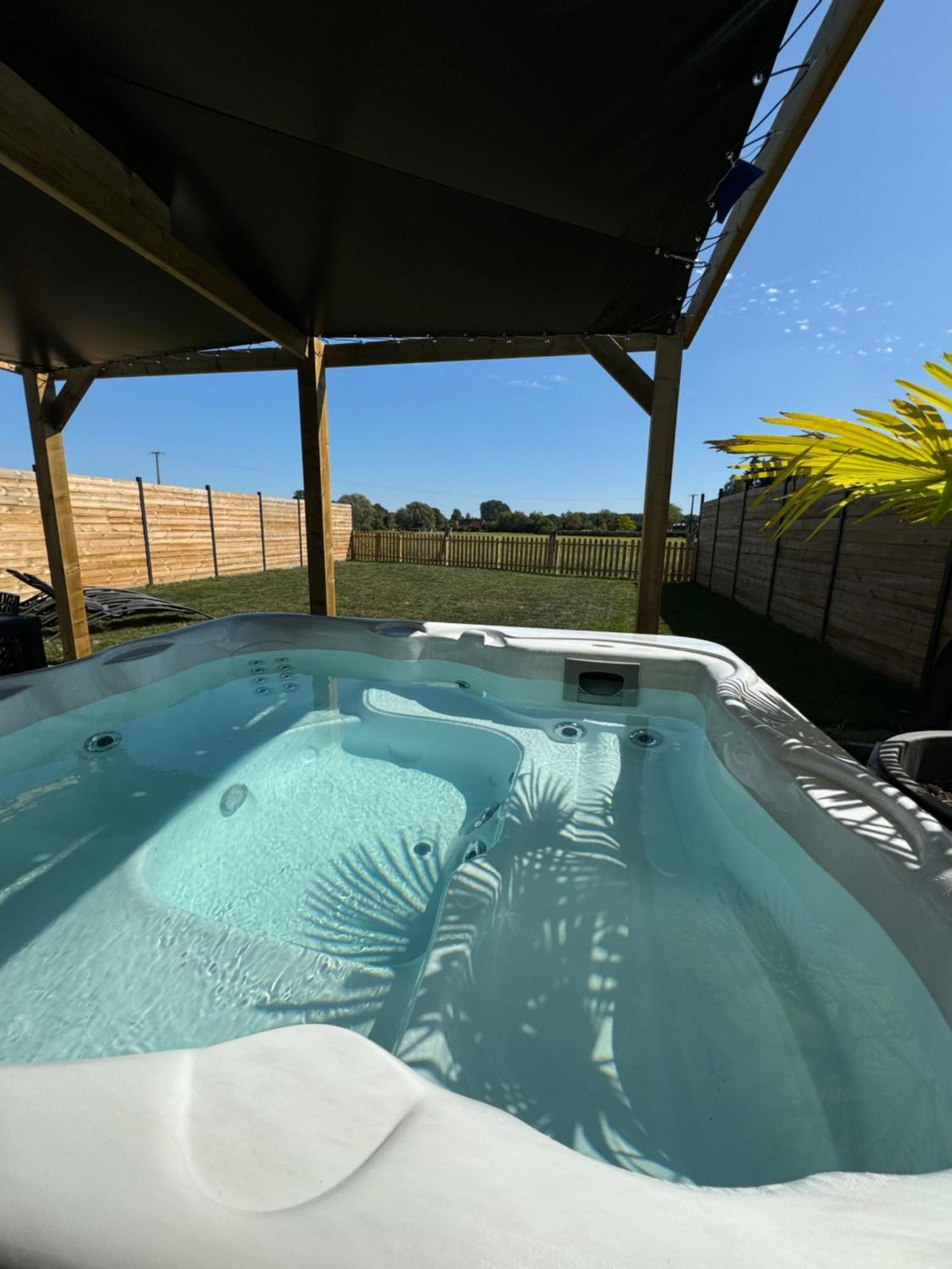 Eden Forest & Spa Saint-Amand-les-Eaux Buitenkant foto