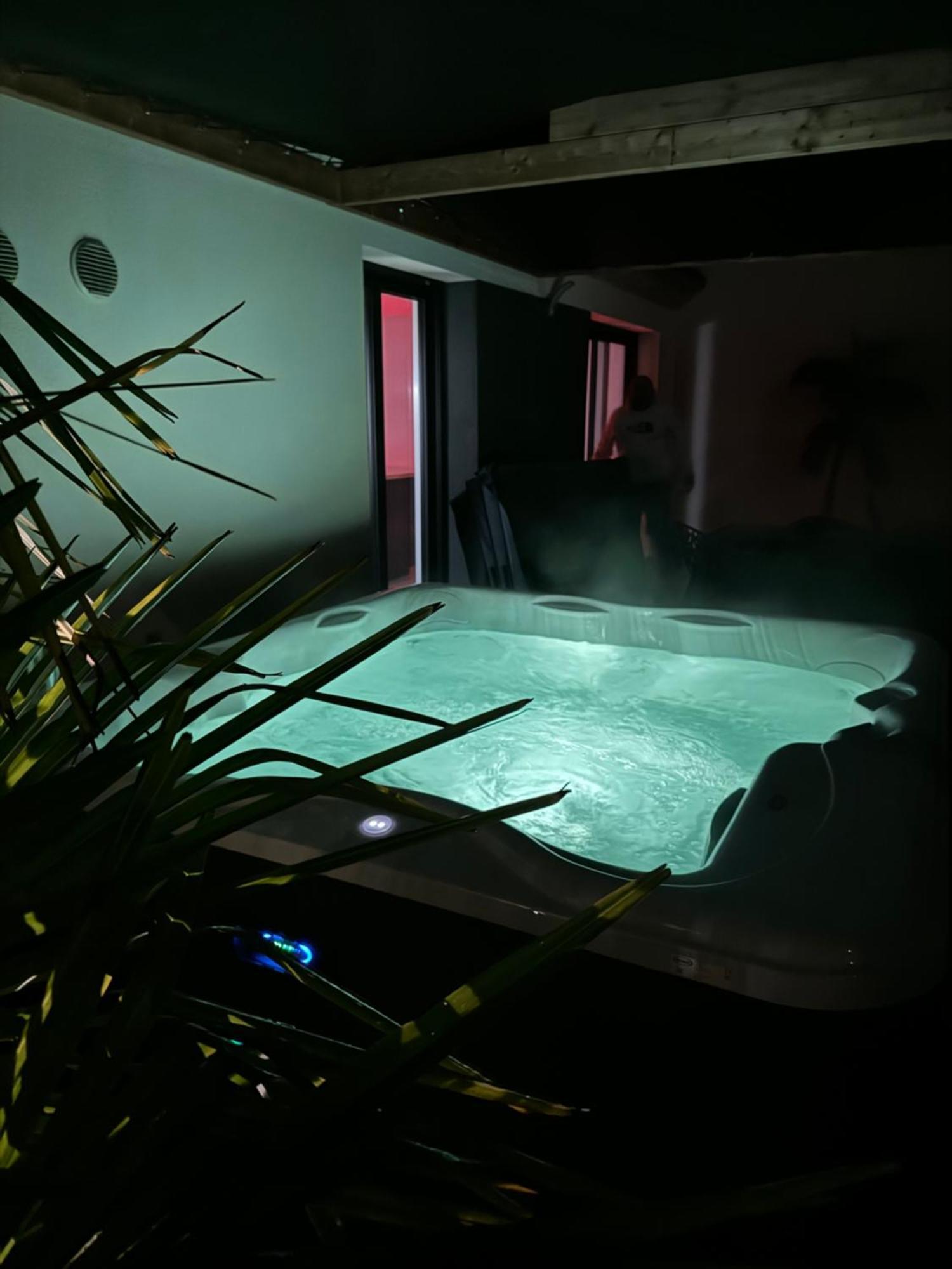 Eden Forest & Spa Saint-Amand-les-Eaux Buitenkant foto